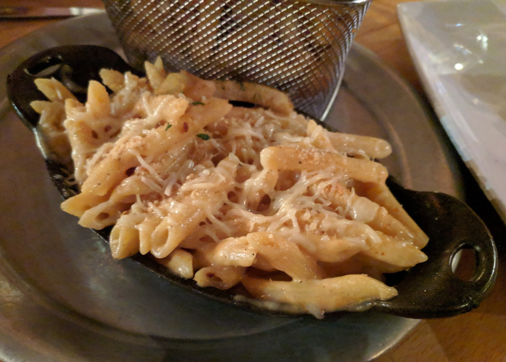 8oz Burger and Co's Mac and Cheese