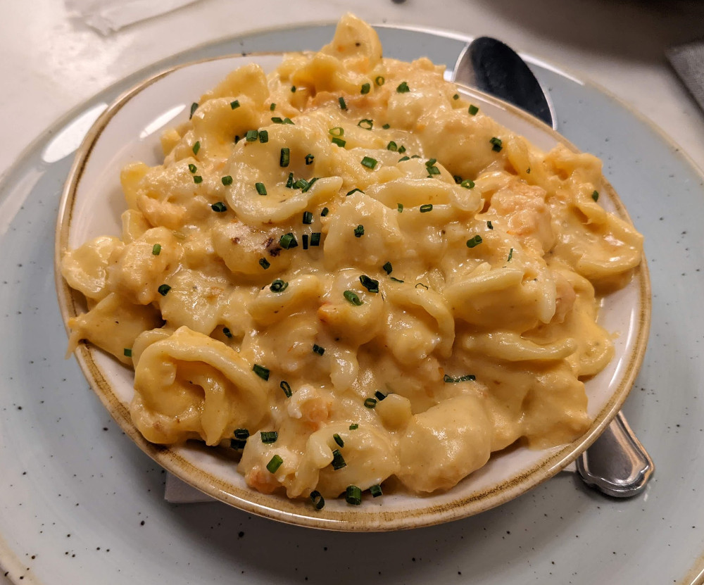Brass Pearl's Lobster Mac and Cheese