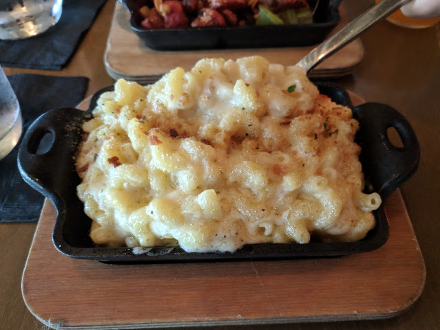 ... and the Mac and Cheese. In all its glory.