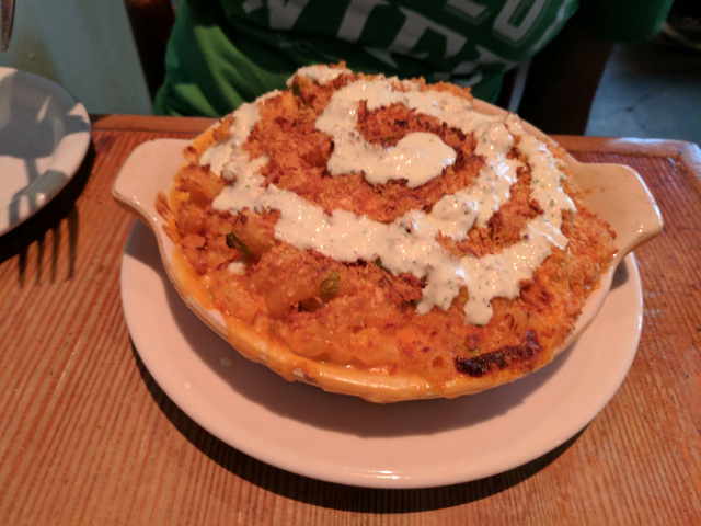 The Buffalo Chicken Mac, in all its glory.