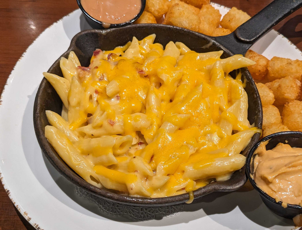 Hops n Drops' Mac and Cheese